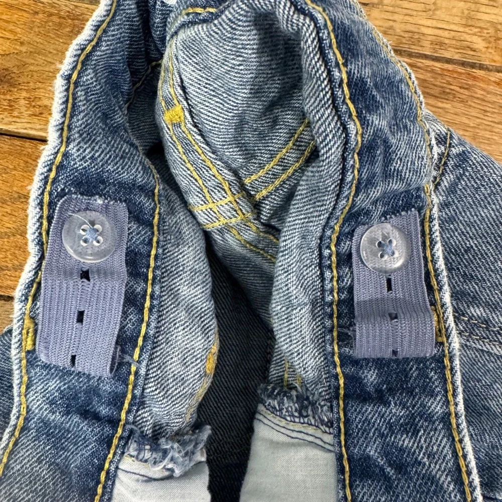 Old Navy Denim Shorts Girls 10 Blue Distressed Embroidered Side Trim Cut-Off